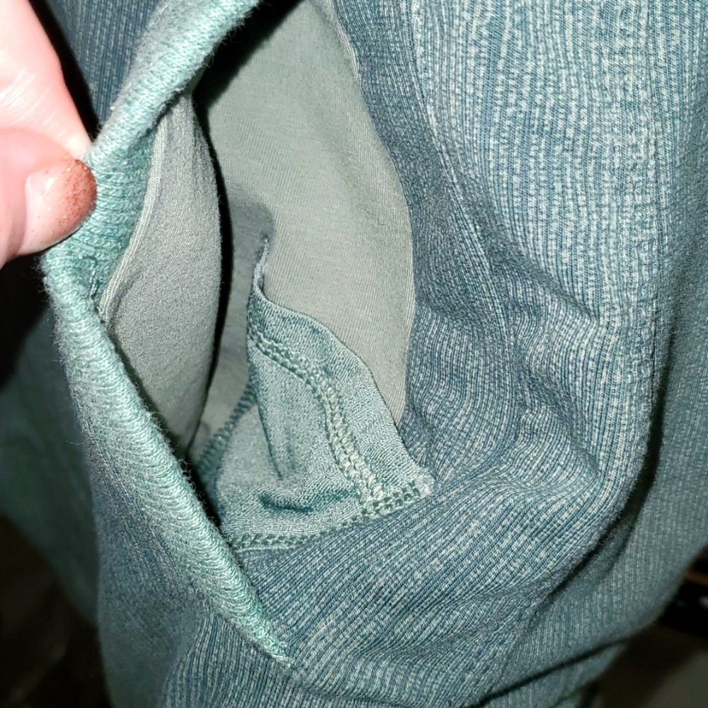 Lululemon Jacket - Picture 7 of 10